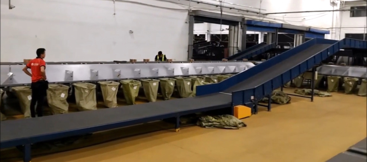 Cross Belt Sorter Conveyor 3